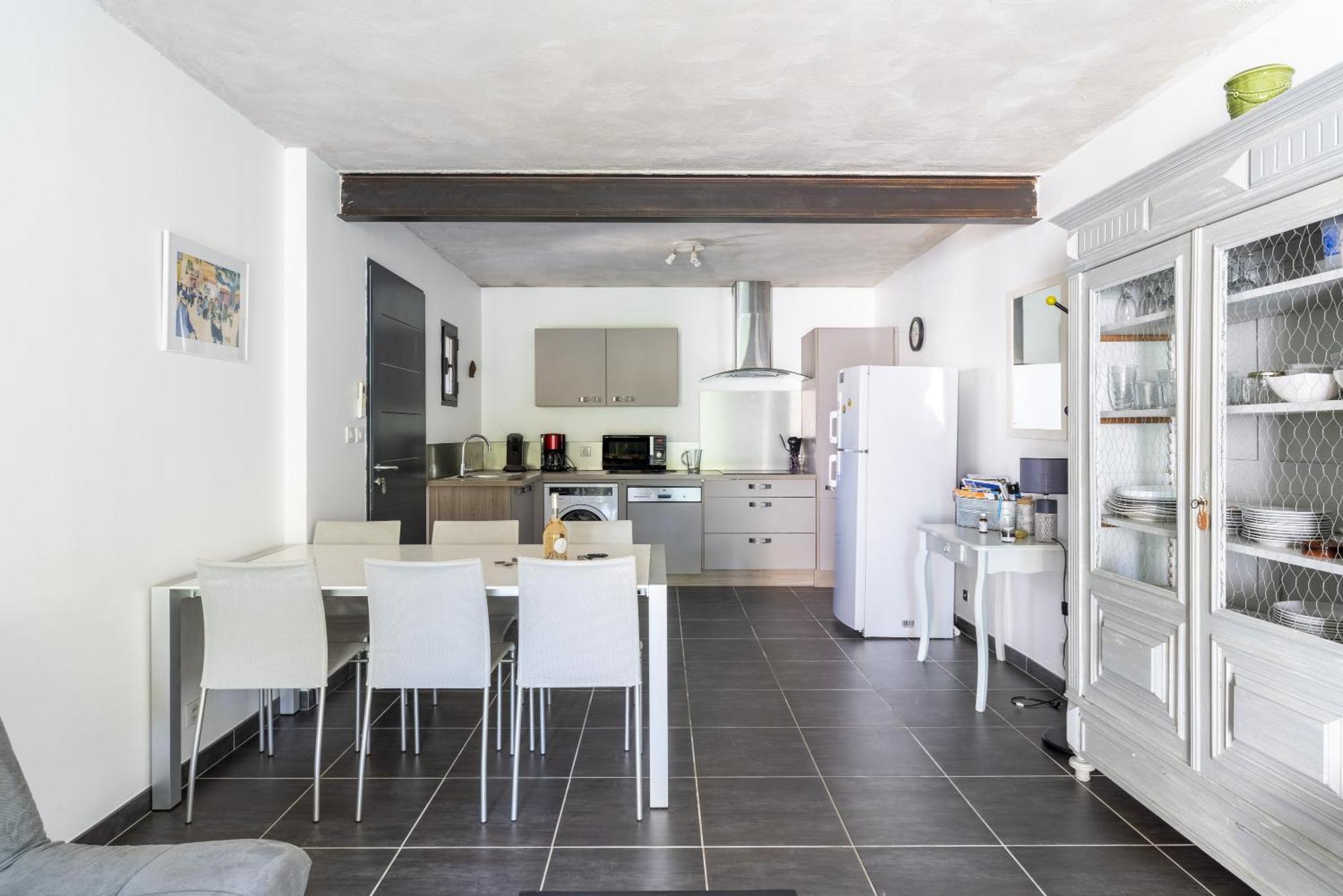 L'Ensemble Du Gite De Tante Berthe Camaret-sur-Aigues Buitenkant foto